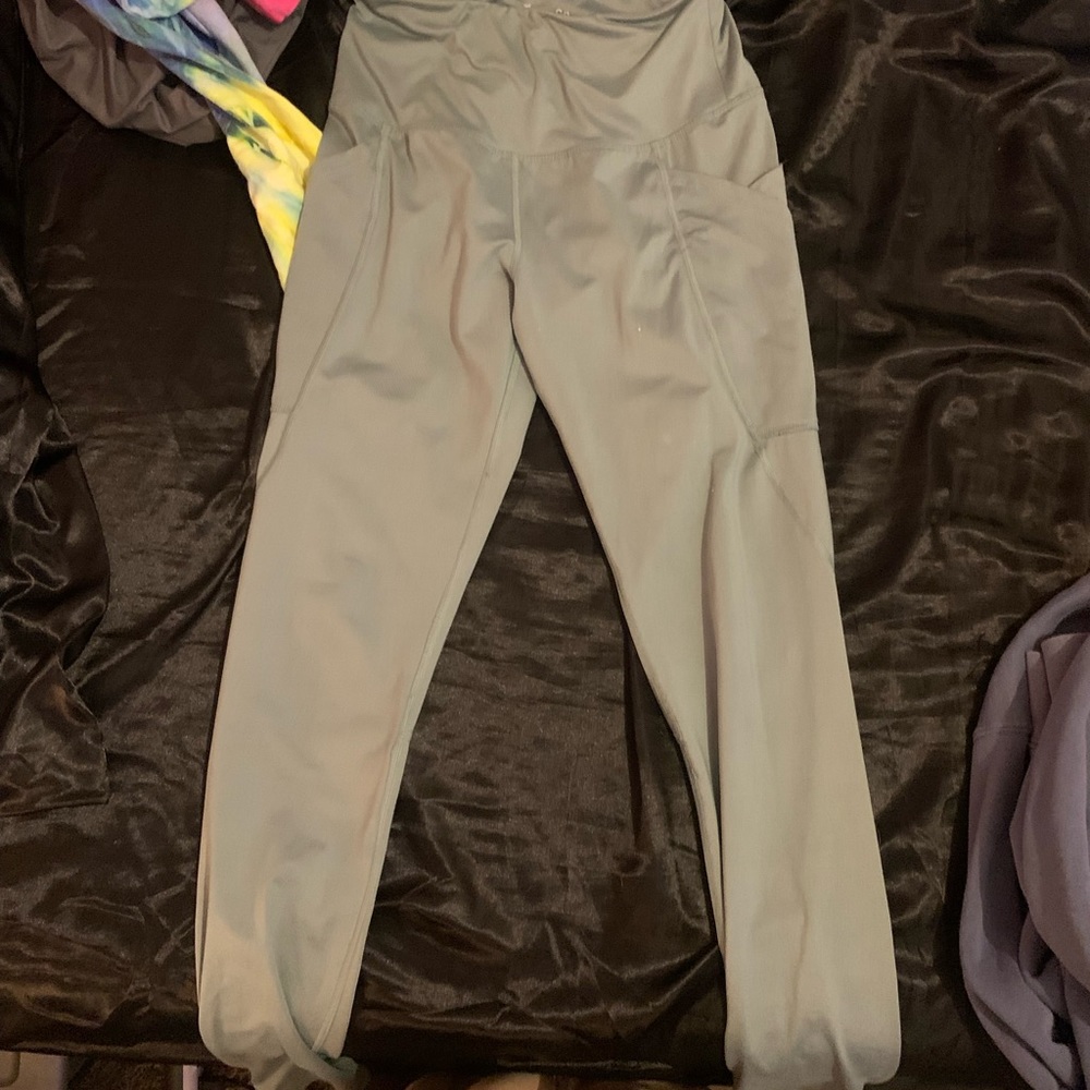 green leggings